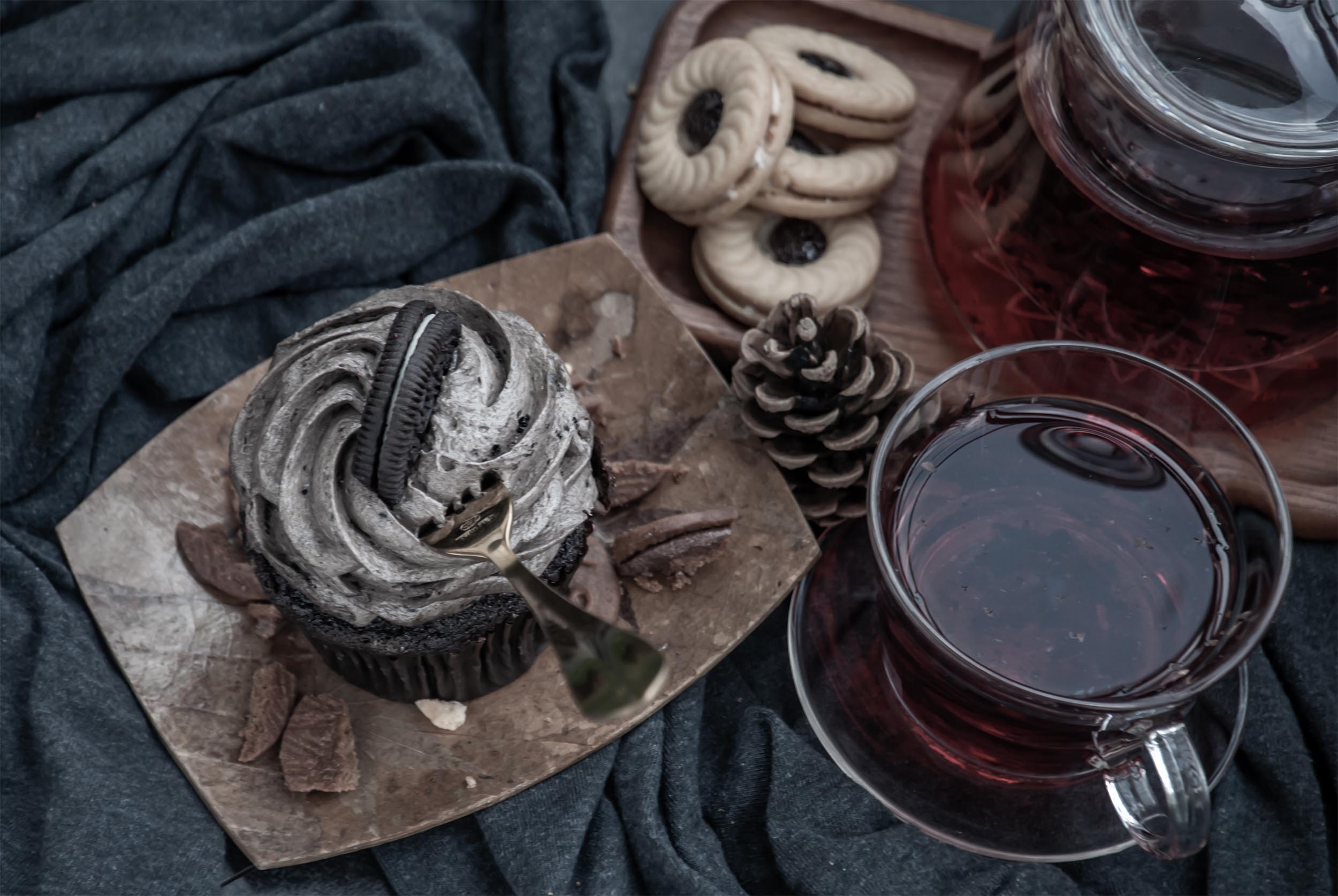 Tee & Dessert: Welche Sorten passen zu Kuchen, Keksen & Co.?